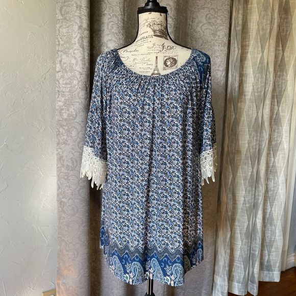 Win Win Boho Floral Tunic Size L-XL - Picture 1 of 10